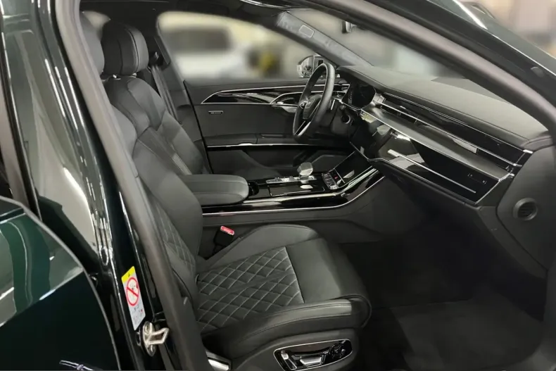 Audi S8 din 2025 cu 20.443 km - oferta AUD258541 - foto 14