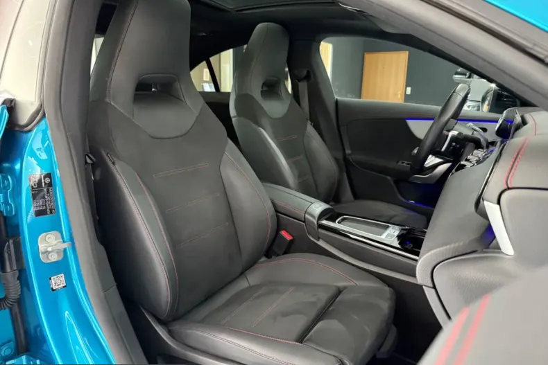 Mercedes-Benz CLA 250 (Clasa CLA) din 2024 cu 36.700 km - oferta MER258542 - foto 11
