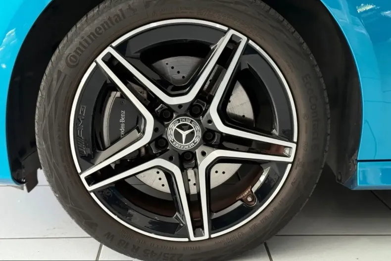 Mercedes-Benz CLA 250 (Clasa CLA) din 2024 cu 36.700 km - oferta MER258542 - foto 19