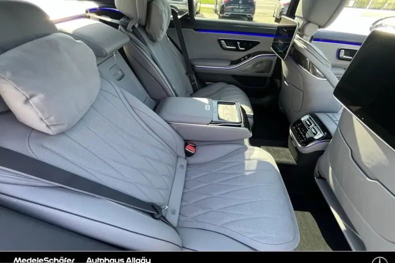 Mercedes-Benz S 63 AMG (Clasa S) din 2024 cu 35.748 km - oferta MER258556 - foto 17