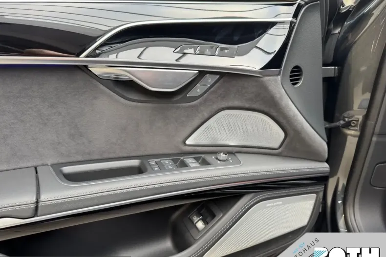 Audi A8 din 2024 cu 31.900 km - oferta AUD258565 - foto 10