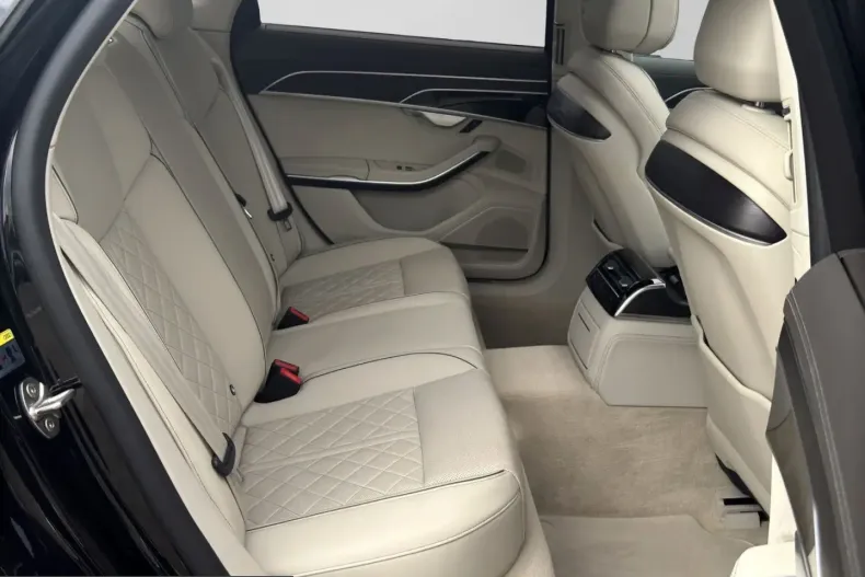 Audi A8 din 2025 cu 42.181 km - oferta AUD258568 - foto 5