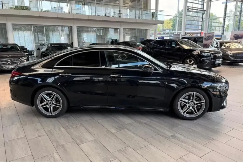 Mercedes-Benz CLA 200 (Clasa CLA) din 2025 cu 13.094 km - oferta MER258570 - foto 20