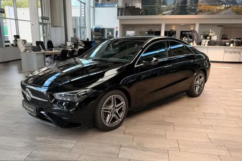 Mercedes-Benz CLA 200 (Clasa CLA) din 2025 cu 13.094 km - oferta MER258570 - foto 22