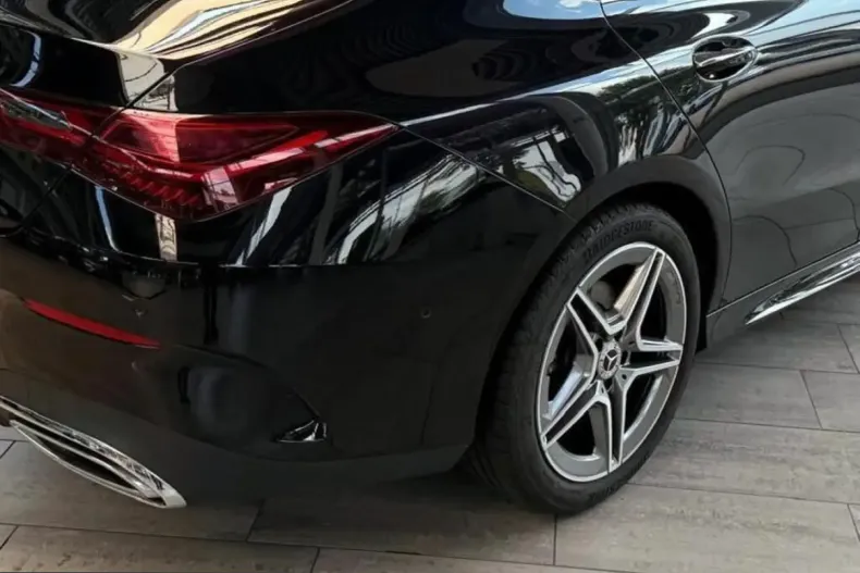 Mercedes-Benz CLA 200 (Clasa CLA) din 2025 cu 13.094 km - oferta MER258570 - foto 24