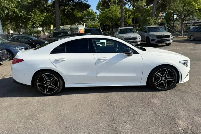 Mercedes-Benz CLA 200 (Clasa CLA) din 2023 cu 68.000 km - oferta MER258572 - foto 3