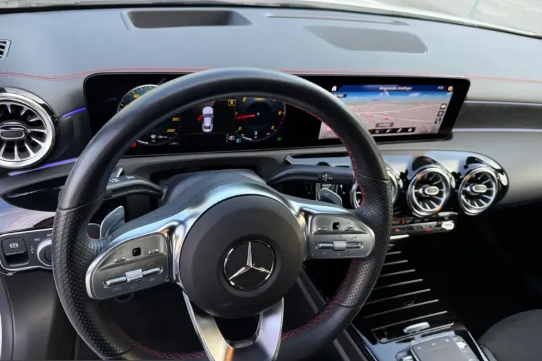 Mercedes-Benz CLA 200 (Clasa CLA) din 2023 cu 68.000 km - oferta MER258572 - foto 15