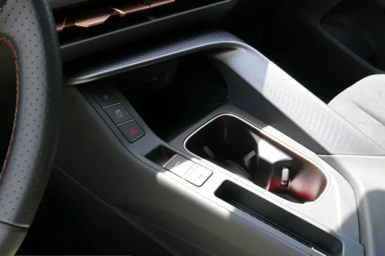Cupra Terramar din 2025 cu 22.403 km - oferta CUP258590 - foto 13