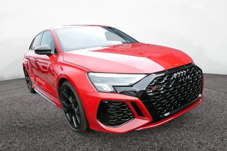 Audi RS3 din 2023 cu 56.600 km - oferta AUD258592 - foto 1