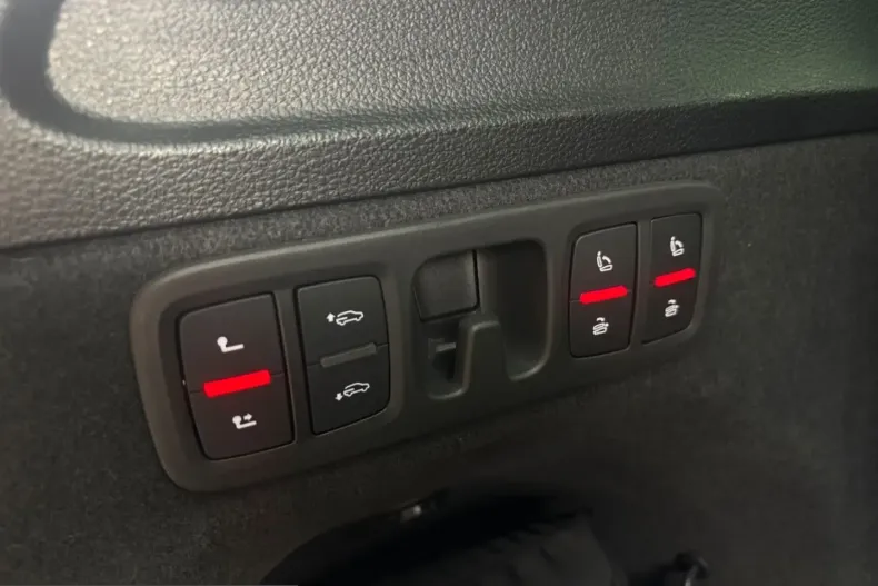 Audi Q7 din 2023 cu 39.990 km - oferta AUD258596 - foto 25