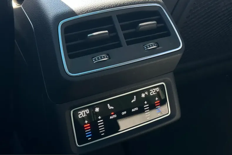 Audi Q8 din 2023 cu 36.576 km - oferta AUD258598 - foto 13