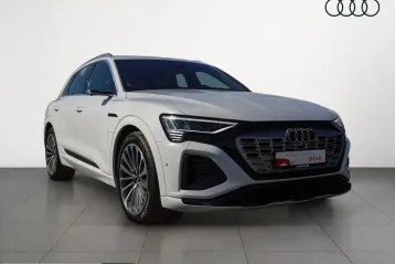 Audi Q8 din 2023 - oferta AUD258600