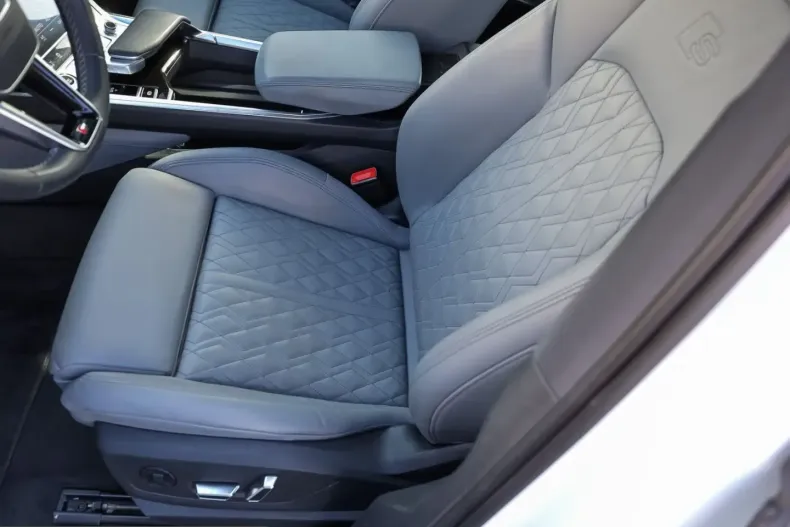 Audi Q8 din 2023 cu 47.030 km - oferta AUD258600 - foto 11