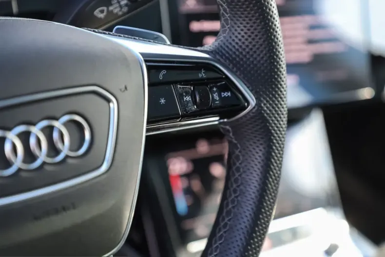 Audi Q8 din 2023 cu 47.030 km - oferta AUD258600 - foto 15