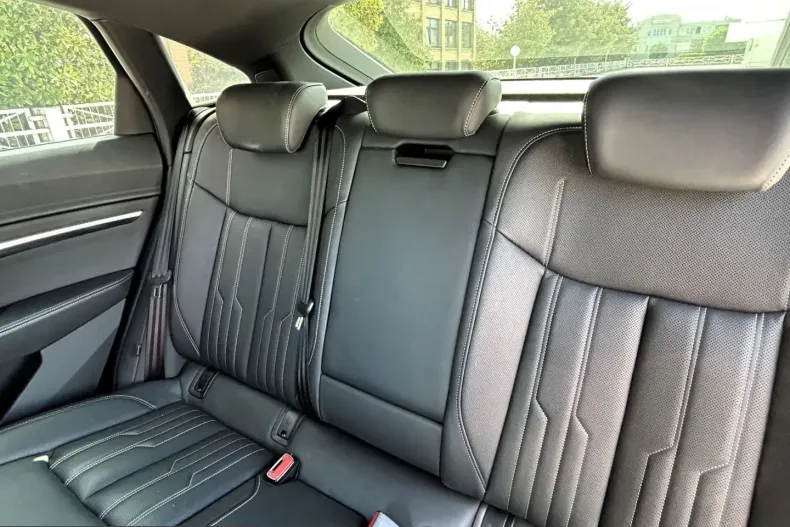 Audi Q8 din 2024 cu 34.248 km - oferta AUD258601 - foto 16