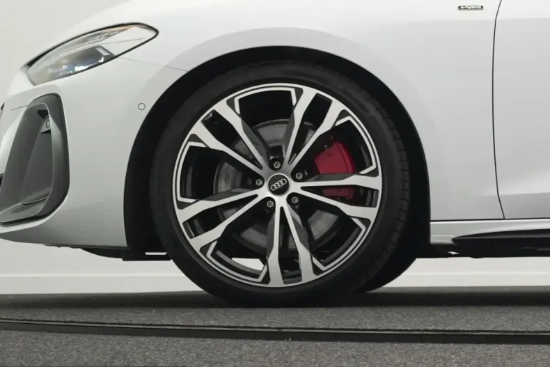 Audi A5 din 2025 cu 12.910 km - oferta AUD258617 - foto 44