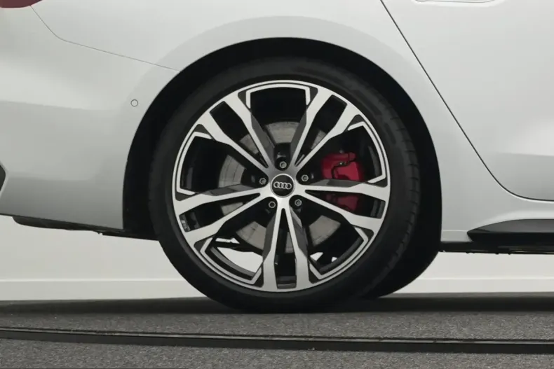 Audi A5 din 2025 cu 12.910 km - oferta AUD258617 - foto 46