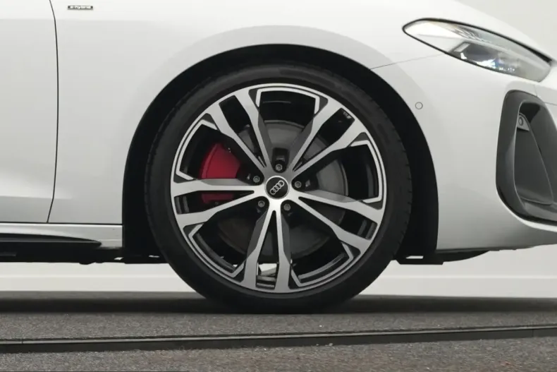 Audi A5 din 2025 cu 12.910 km - oferta AUD258617 - foto 47