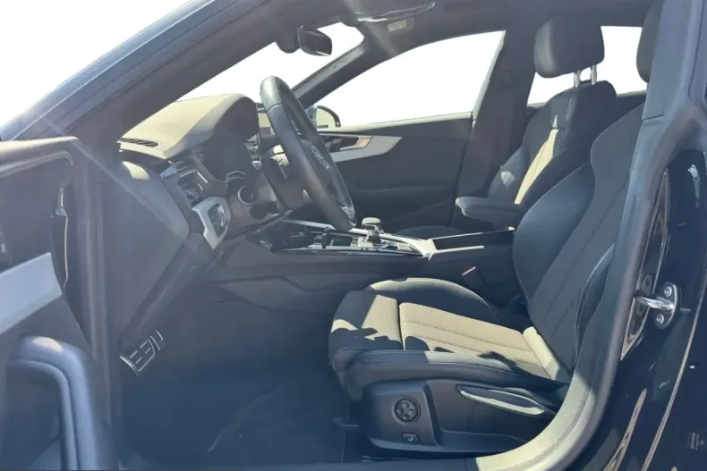 Audi A5 din 2023 cu 69.825 km - oferta AUD258618 - foto 6