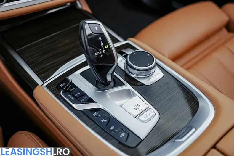 BMW 745 (Seria 7) din 2023 cu 70.000 km - oferta BMW258623 - foto 5