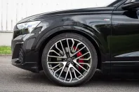 Audi Q8 din 2025 cu 9.900 km - oferta AUD258624 - foto 11