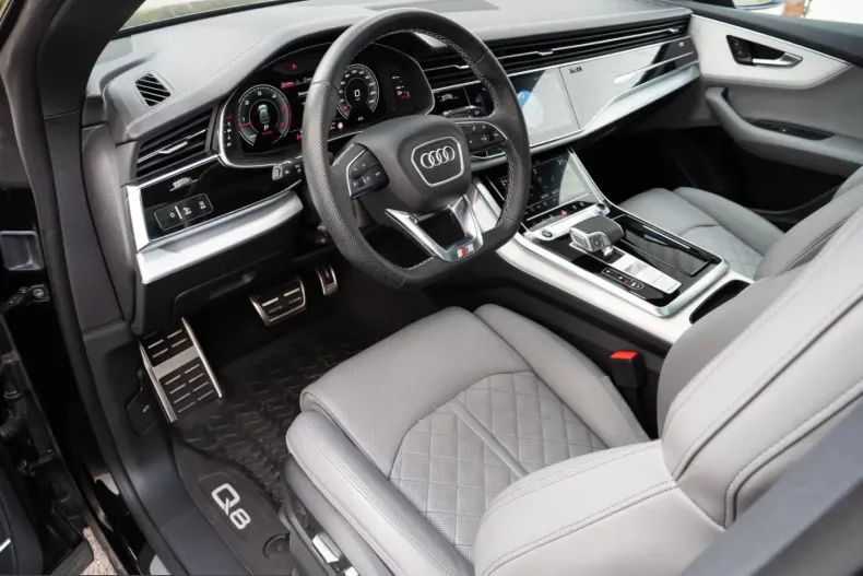 Audi Q8 din 2025 cu 9.900 km - oferta AUD258624 - foto 15