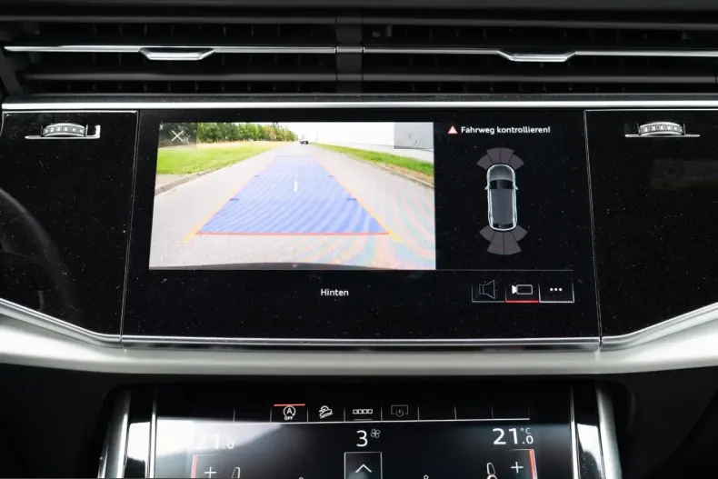Audi Q8 din 2025 cu 9.900 km - oferta AUD258624 - foto 23