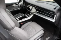 Audi Q8 din 2025 cu 9.900 km - oferta AUD258624 - foto 30