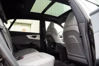 Audi Q8 din 2025 cu 9.900 km - oferta AUD258624 - foto 31