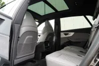 Audi Q8 din 2025 cu 9.900 km - oferta AUD258624 - foto 34
