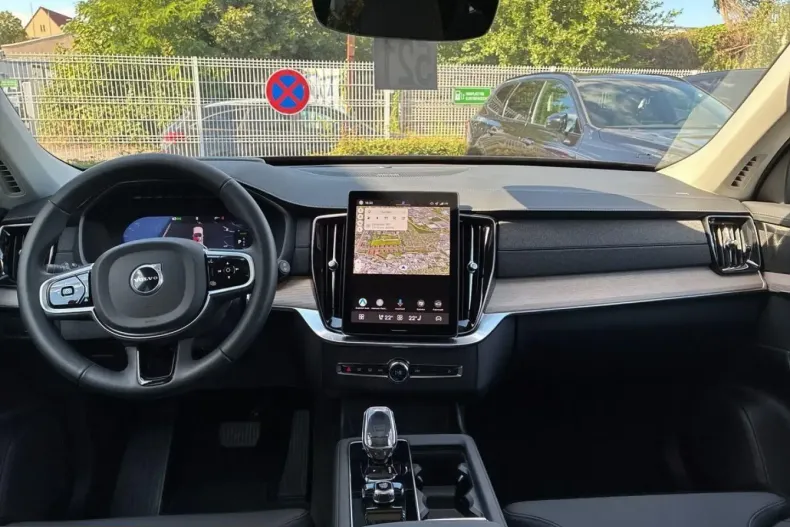 Volvo XC90 din 2025 cu 28.620 km - oferta VOL258633 - foto 15