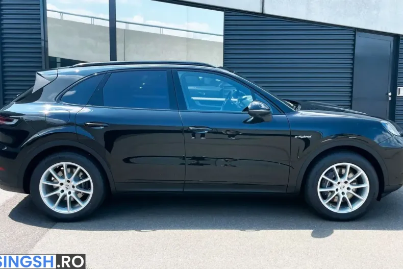 Porsche Cayenne din 2025 cu 14.900 km - oferta POR258642 - foto 2