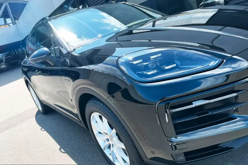 Porsche Cayenne din 2025 cu 14.900 km - oferta POR258642 - foto 4