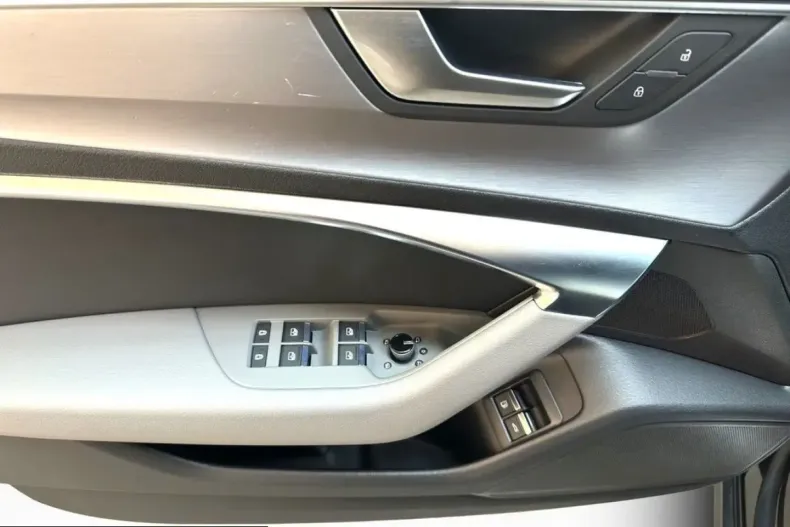 Audi A7 din 2022 cu 79.850 km - oferta AUD258651 - foto 9