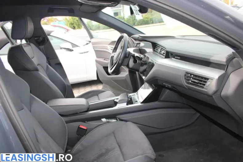 Audi Q8 din 2023 cu 10.000 km - oferta AUD258665 - foto 14