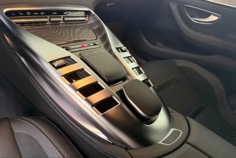 Mercedes-Benz AMG GT (Clasa GT) din 2023 cu 17.551 km - oferta MER258666 - foto 20