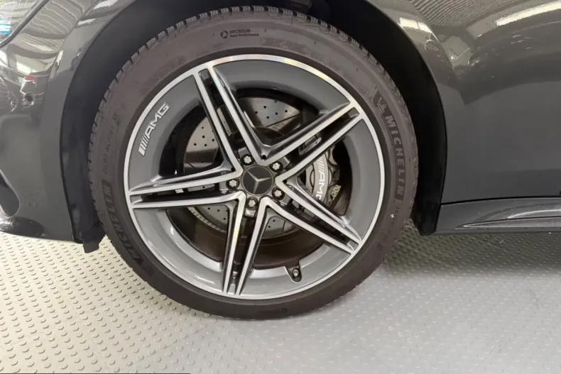 Mercedes-Benz AMG GT (Clasa GT) din 2023 cu 17.551 km - oferta MER258666 - foto 26