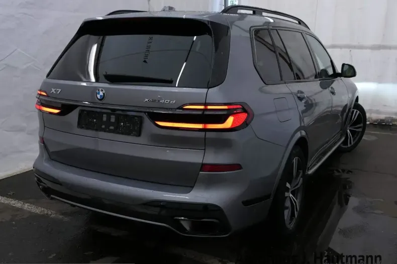 BMW X7 (Seria X) din 2025 cu 21.600 km - oferta BMW258668 - foto 4