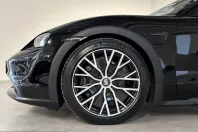 Porsche Taycan din 2024 cu 34.262 km - oferta POR258676 - foto 8