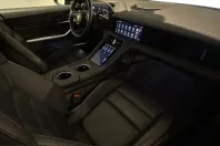 Porsche Taycan din 2024 cu 34.262 km - oferta POR258676 - foto 22