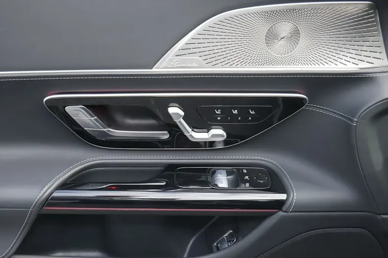 Mercedes-Benz AMG GT (Clasa GT) din 2025 cu 26.658 km - oferta MER258677 - foto 8
