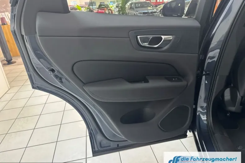 Volvo XC60 din 2025 cu 1.500 km - oferta VOL258684 - foto 20