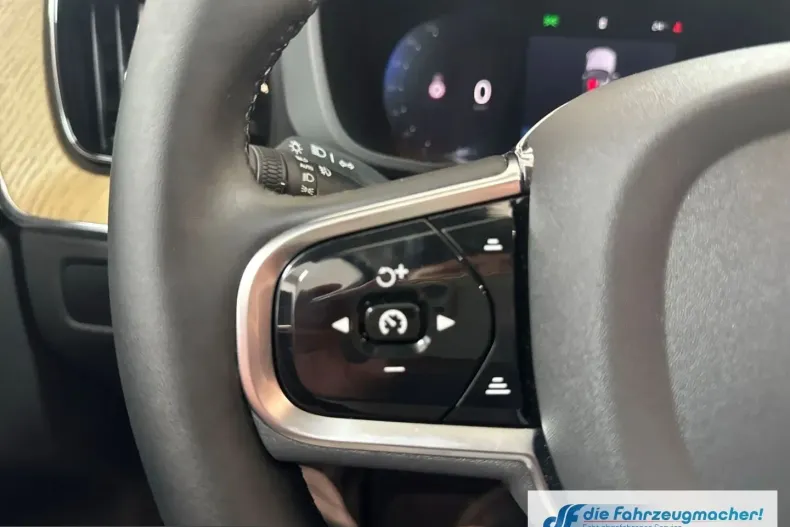 Volvo XC60 din 2025 cu 1.500 km - oferta VOL258684 - foto 31