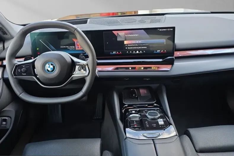 BMW 550 (Seria 5) din 2025 cu 25.500 km - oferta BMW258689 - foto 15