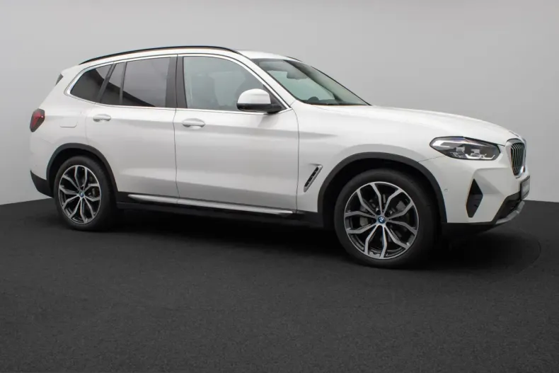 BMW X3 (Seria X) din 2023 cu 34.434 km - oferta BMW258699 - foto 3