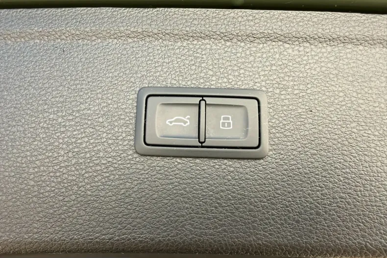 Audi Q5 din 2023 cu 63.700 km - oferta AUD258702 - foto 15