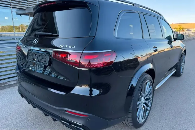 Mercedes-Benz GLS 63 AMG (Clasa GLS) din 2025 cu 2.822 km - oferta MER258712 - foto 5