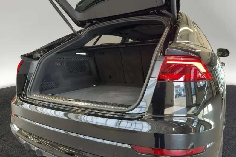 Audi Q8 din 2025 cu 13.645 km - oferta AUD258716 - foto 5