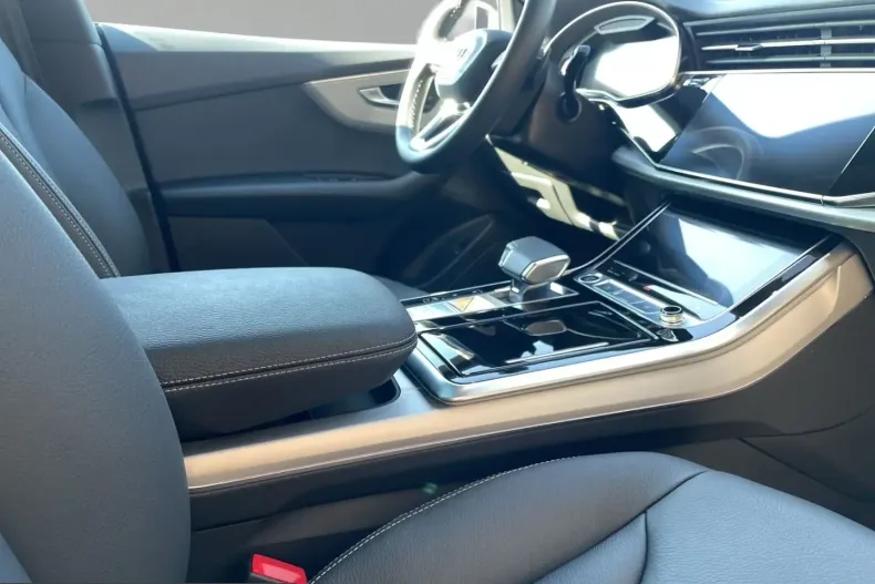 Audi Q8 din 2025 cu 13.025 km - oferta AUD258719 - foto 6
