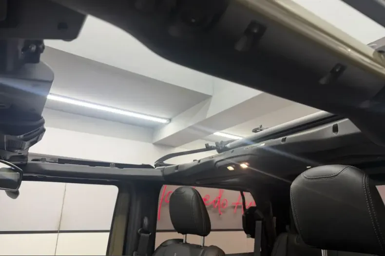 Jeep Wrangler din 2025 cu 24.548 km - oferta JEE258721 - foto 20